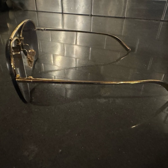 Louis Vuitton black and gold aviator. Wore 2x bought at Vegas LV store - Picture 3 of 5